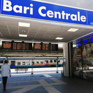 Autonoleggio da e per Stazione Bari